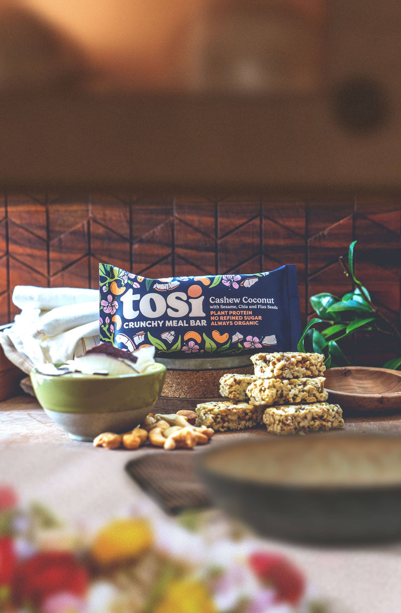TOSI Meal Bar - 2.4oz Cashew Coconut